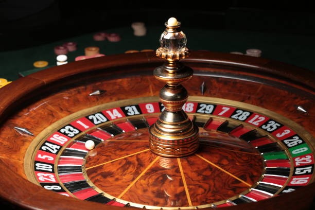 ompoker referral rewards program